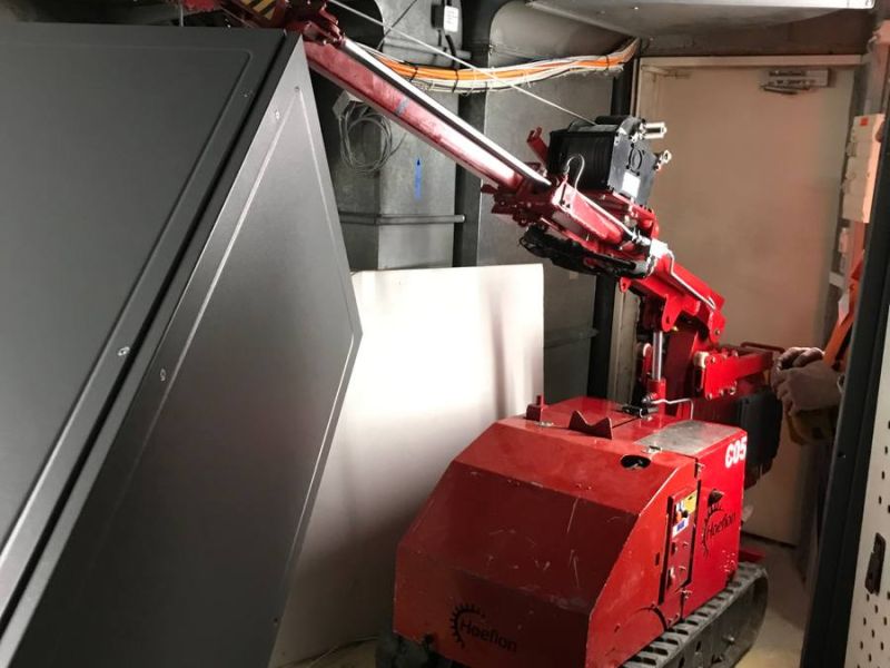 Manutention d'une armoire électrique